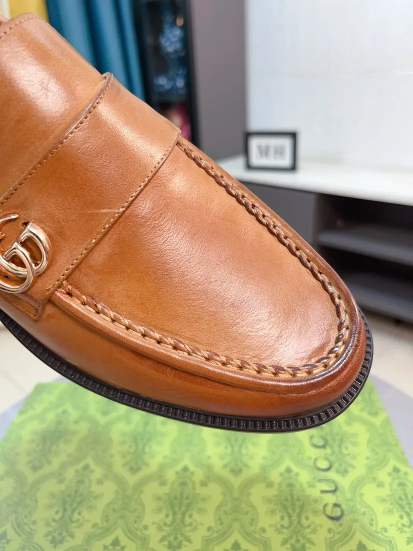 Men's shoes 💰500🌹🌹[GUCCI Gucci] A new style of formal men's leather shoes is coming ~ The original quality upper is made of Italian cowhide➕The leather is soft and delicate, comfortable and soft. The top layer of genuine leather, rubber wear-resistant outsole, the shoe shape is dignified and domineering, and the luxury charm is not concealed! The natural and free nouveau riche leads the trend. Code number: 38-44